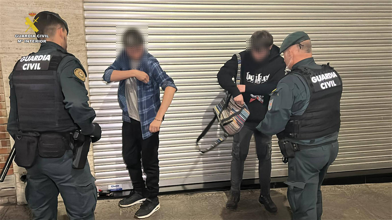 Las imágenes del operativo de la Guardia Civil en Alfaro