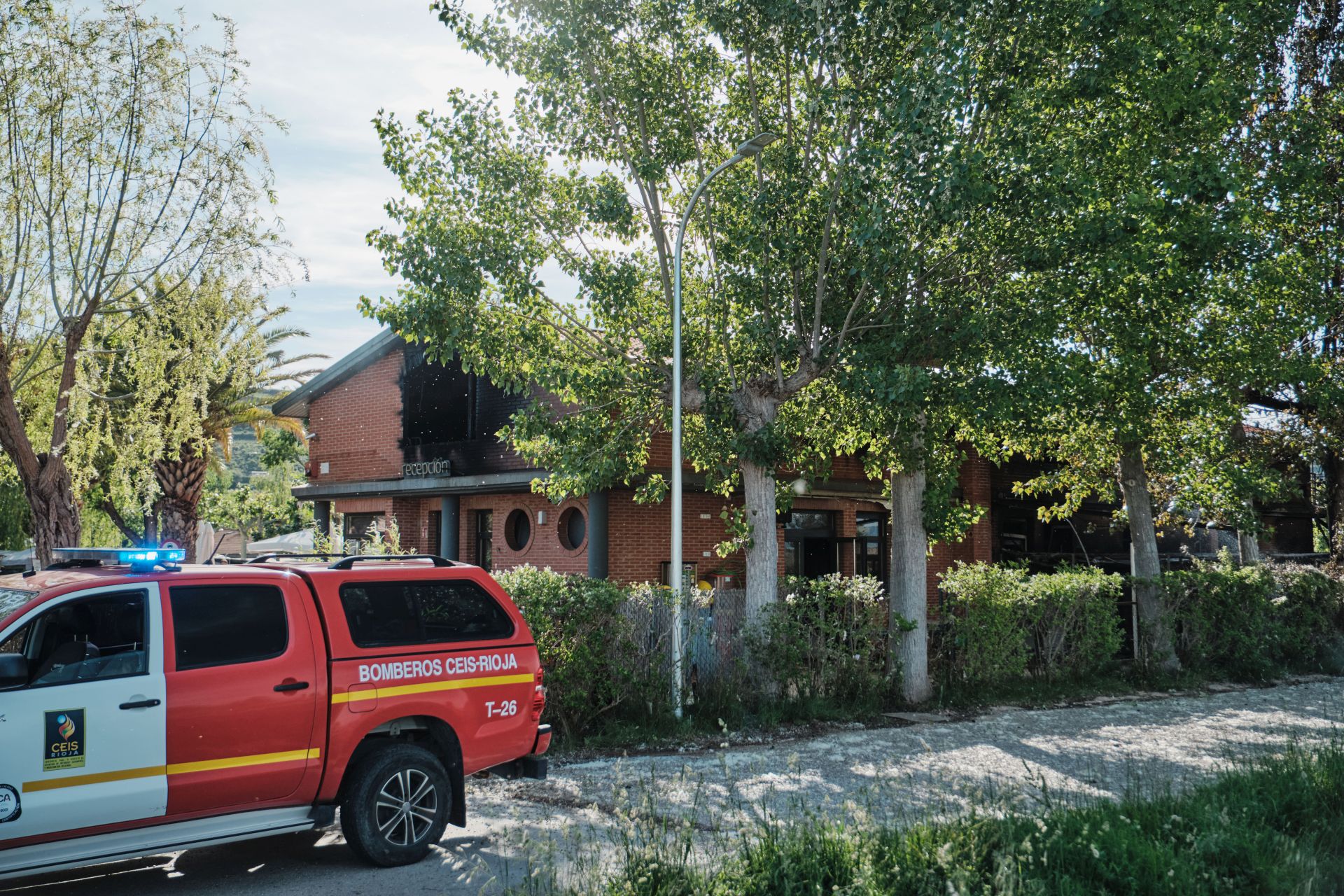 Las imágenes del incendio del camping de Navarrete