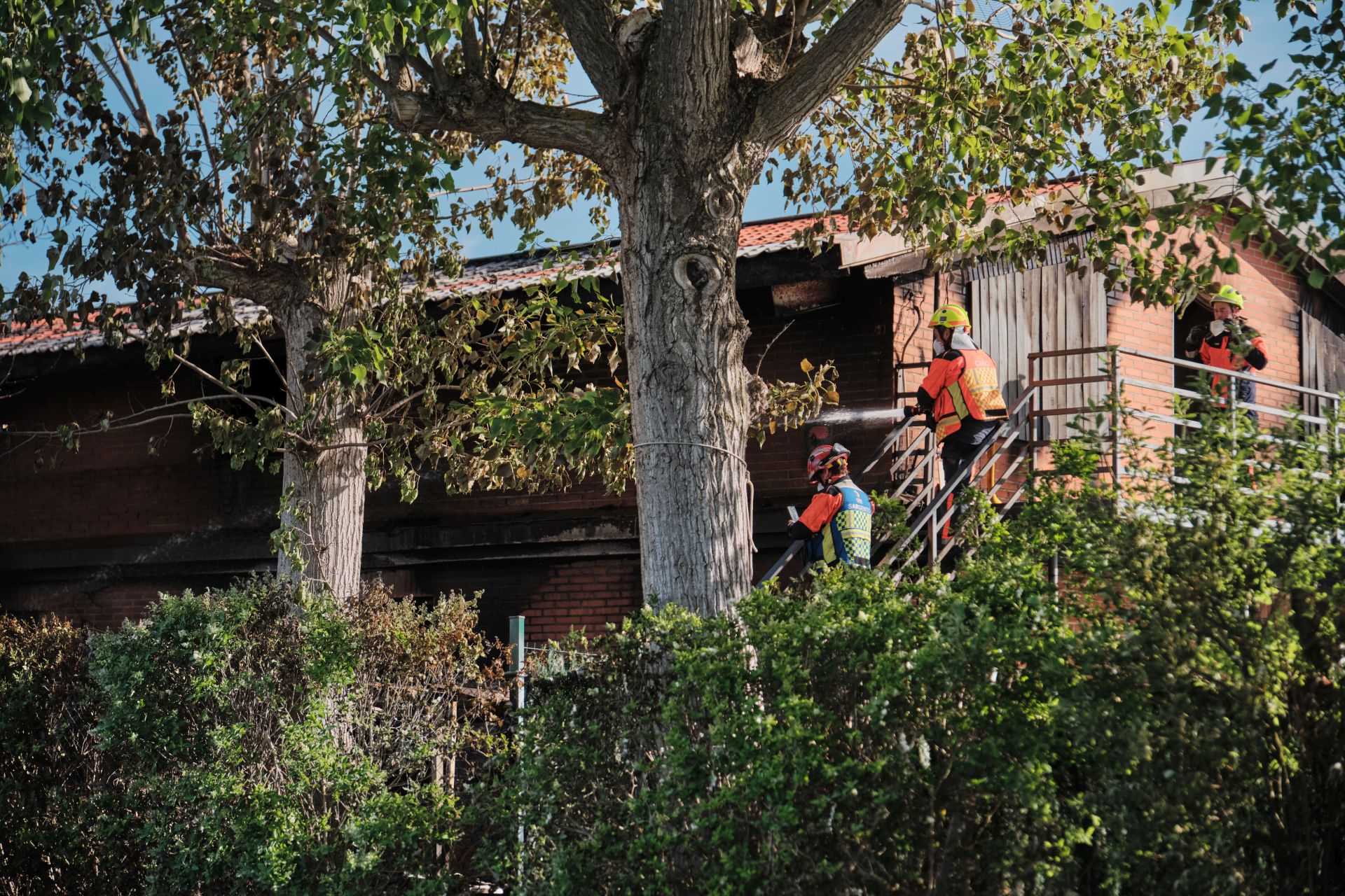 Las imágenes del incendio del camping de Navarrete
