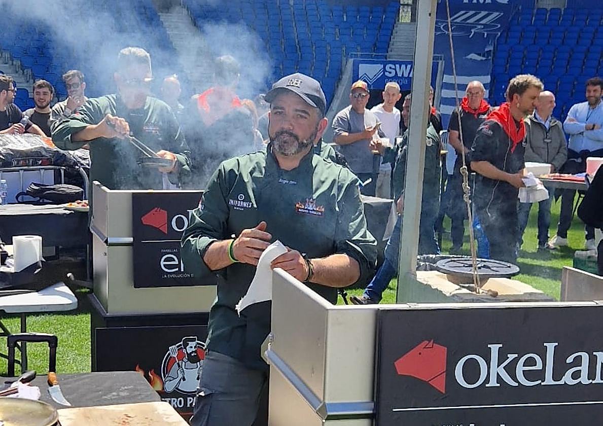 Sergio Soto, en el Concurso Maestro Parrillero de 2025 celebrado en el Reale Arena de San Sebastián.