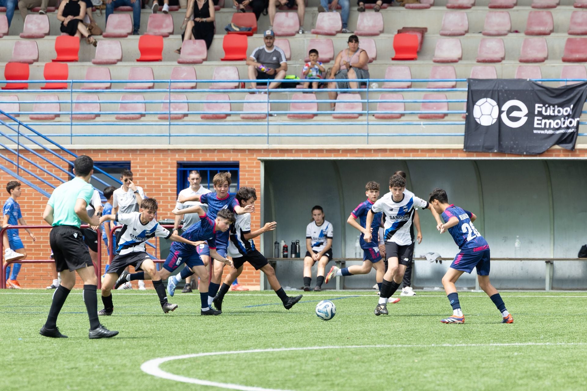 Las imágenes de la jornada dominical del Torneo de Comillas