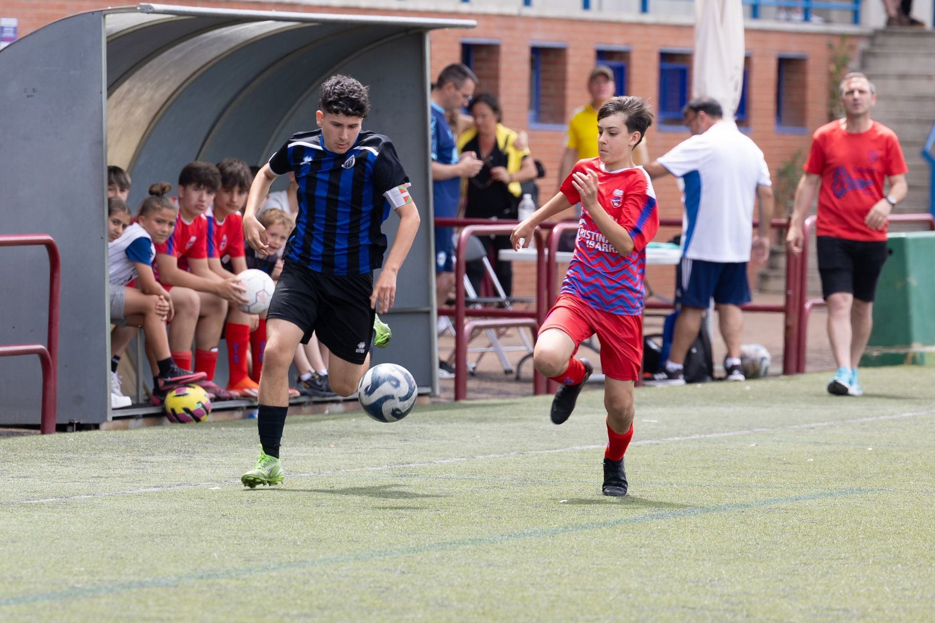 Las imágenes de la jornada dominical del Torneo de Comillas
