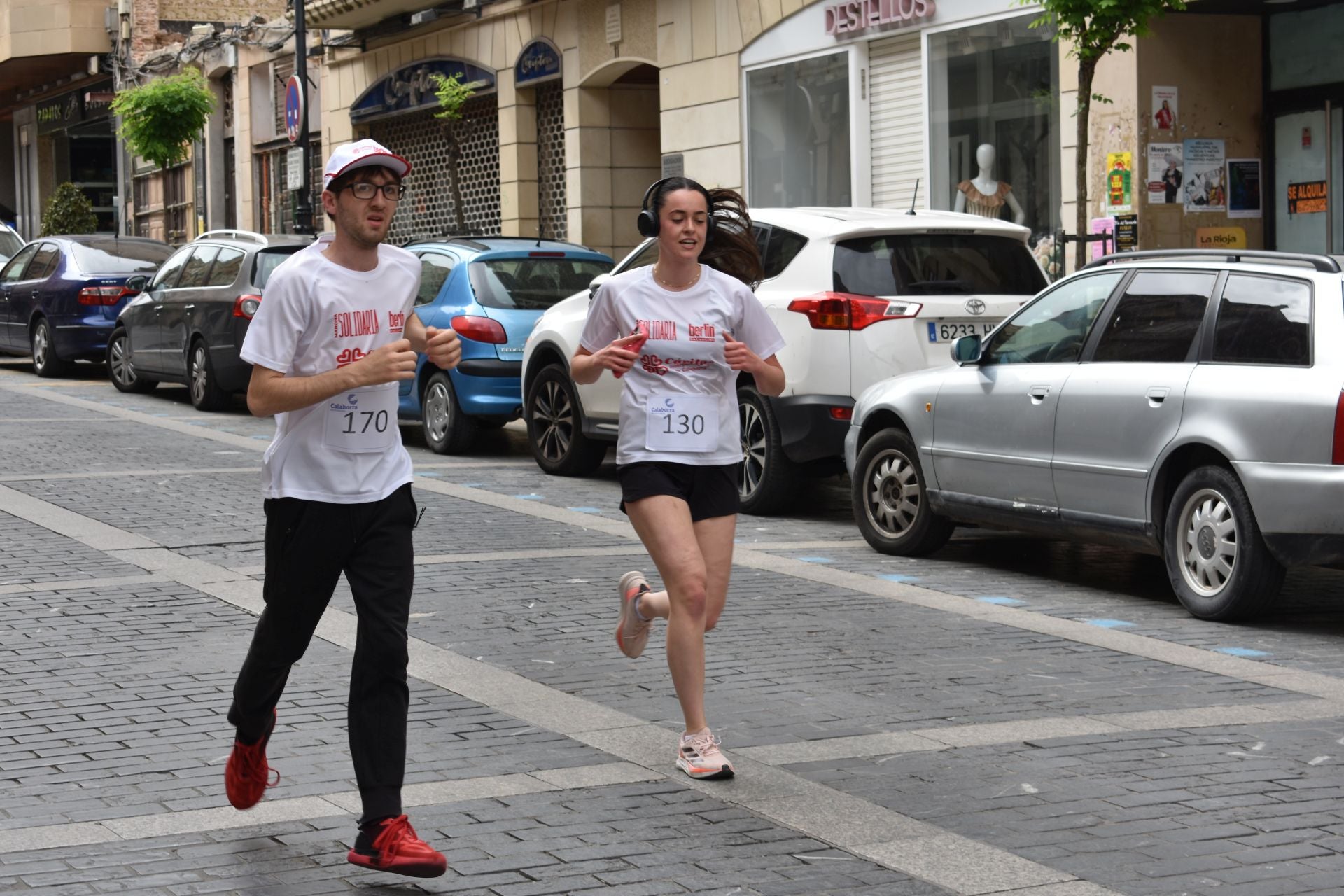 La Carrera Solidaria de Cáritas, en imágenes