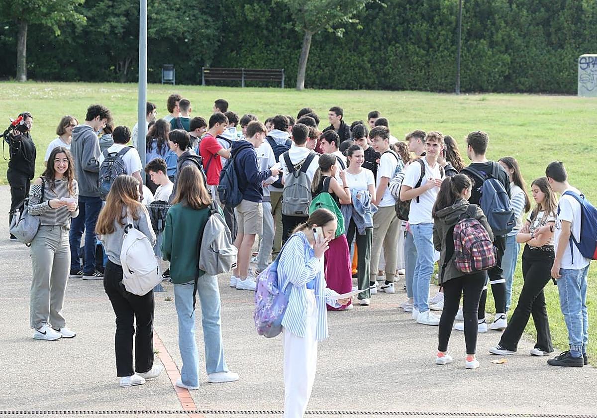 La sala secreta que custodia los exámenes de la Selectividad