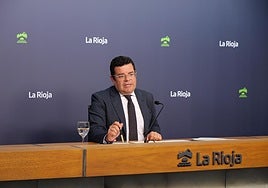 Alfonso Domínguez, en su comparecencia de esta martes tras la reunión del Consejo de Gobierno.