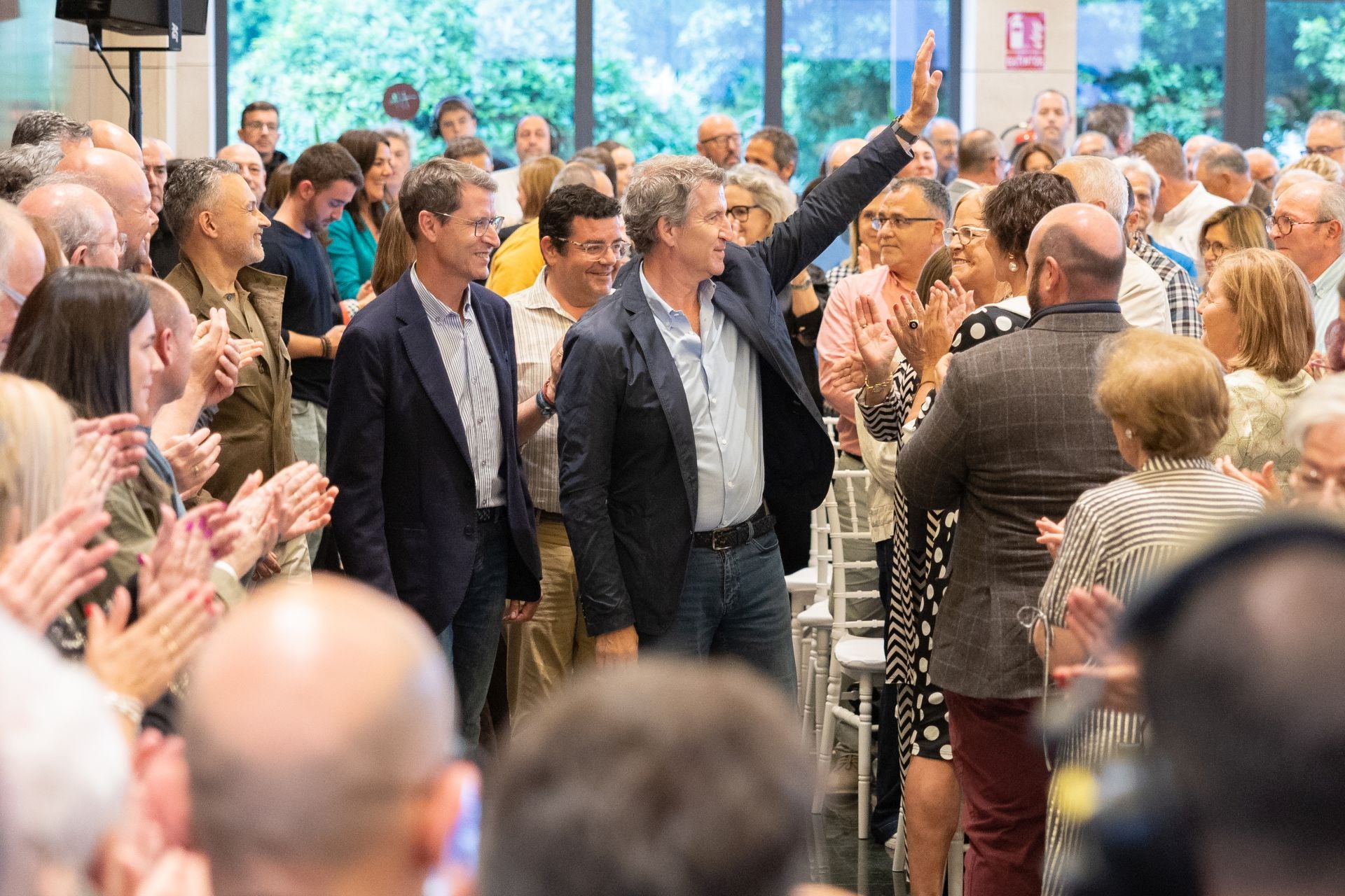 Imágenes de la visita del líder del PP a Logroño