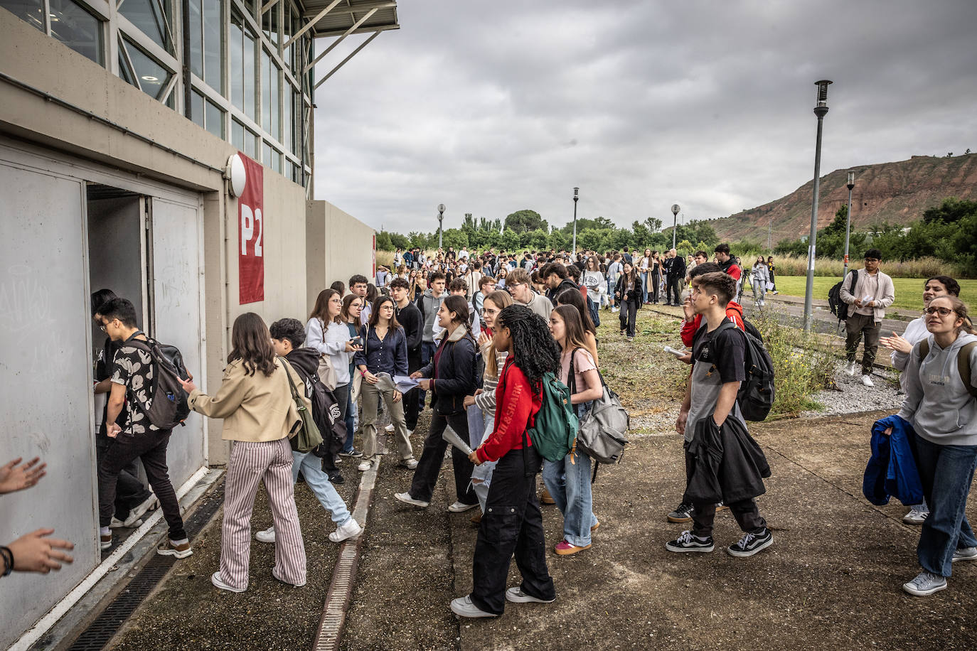 Las imágenes del primer día de la PAU en la UR
