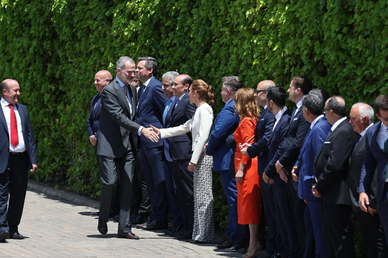 Las imágenes de la visita del Rey a Marqués de Riscal