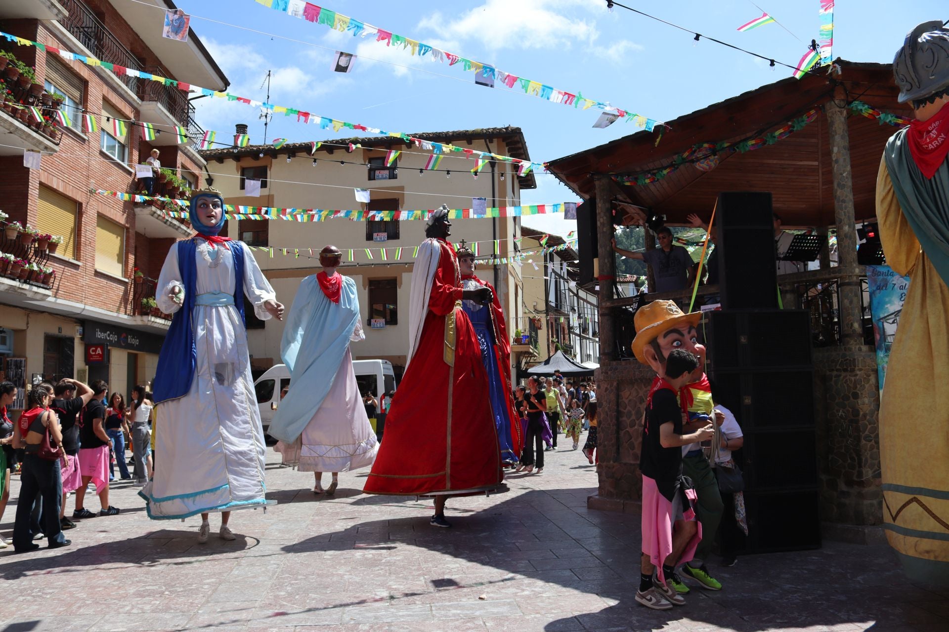 Ezcaray empieza a celebrar Santa Bárbara