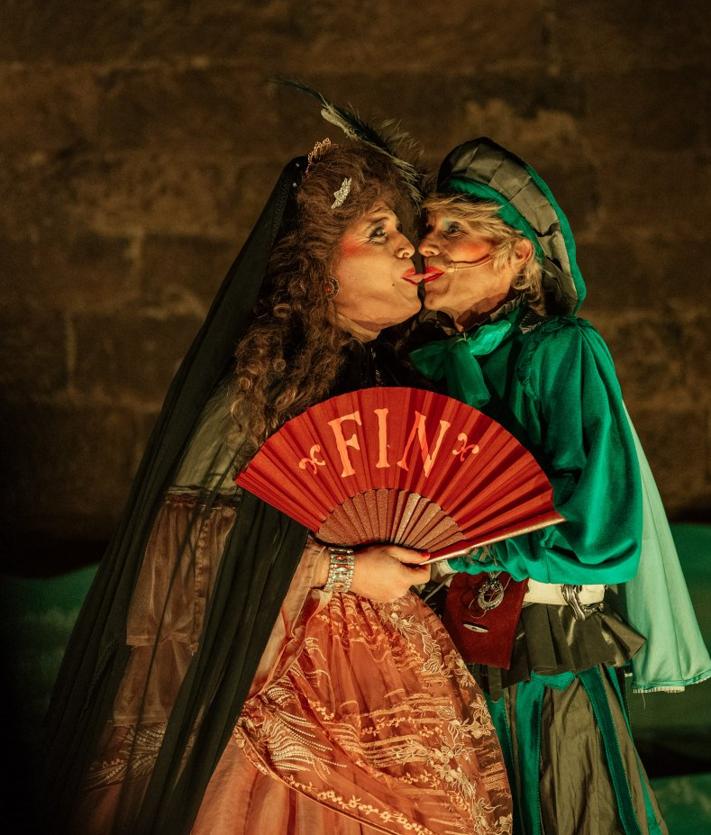Imagen secundaria 2 - La Comedia del Sitio es de Logroño