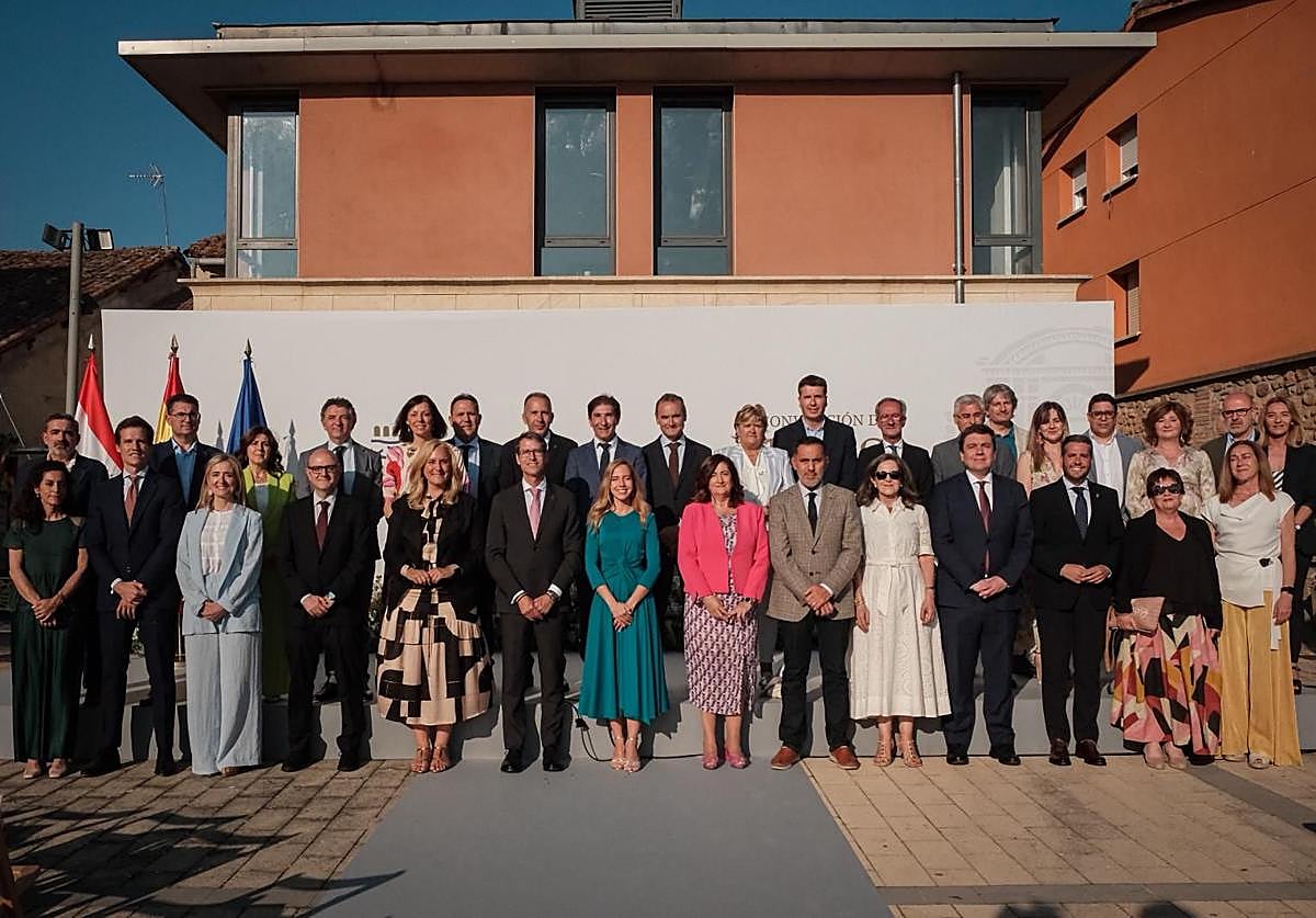 Santa Coloma honra a su historia y cultura en el pregón por el Día de La Rioja