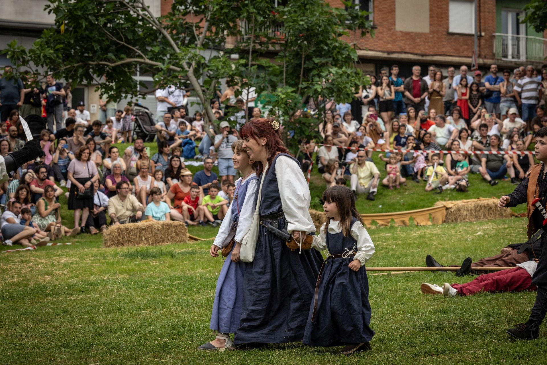 Recreación de las tropas logroñesas frente a las galas