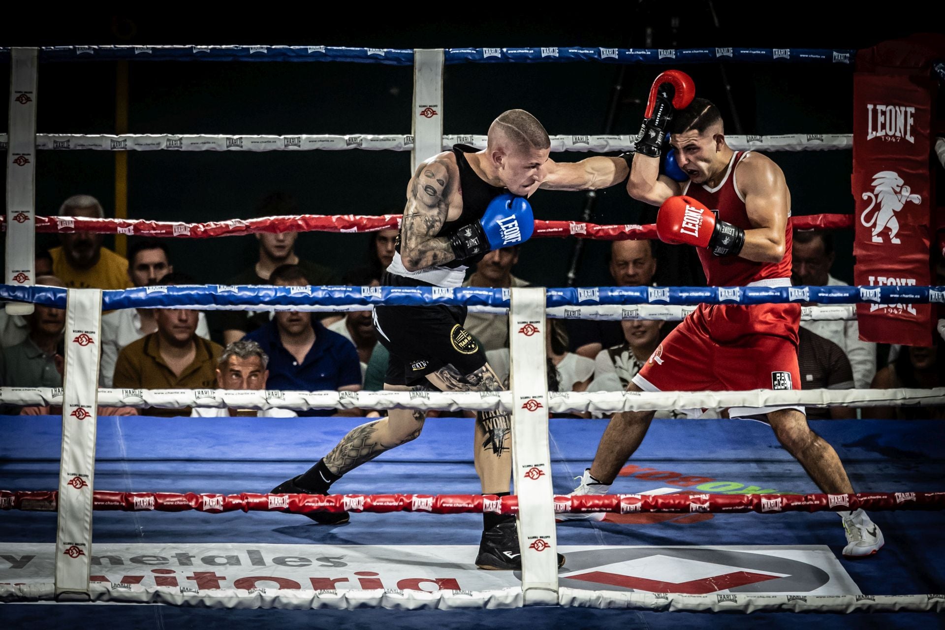Una noche de boxeo en Las Gaunas