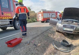 Colisión frontolateral entre dos turismos en Briñas