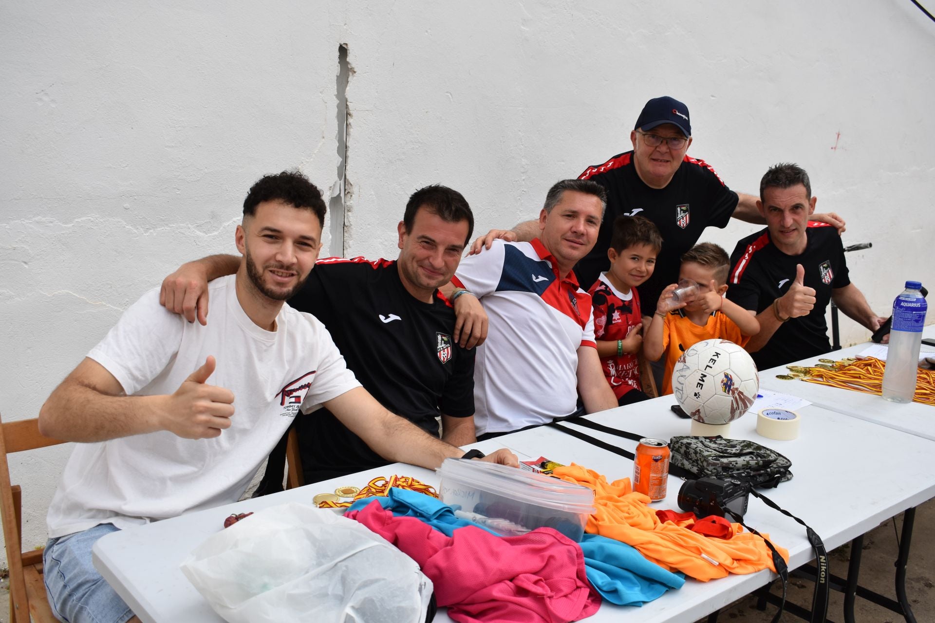 Deporte en la calle y marcha contra el cáncer, en Autol