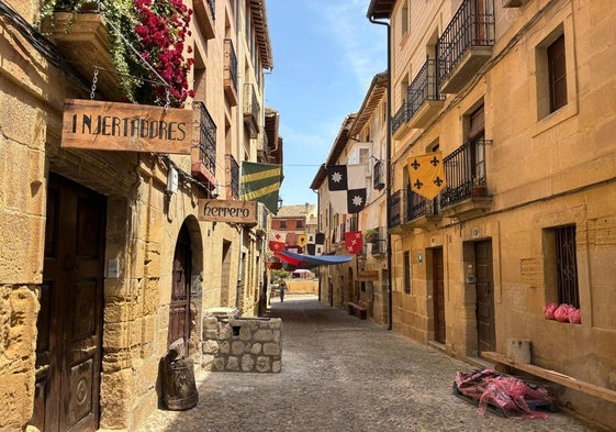 En las calles de Briones se ultiman los preparativos para su gran cita anual.