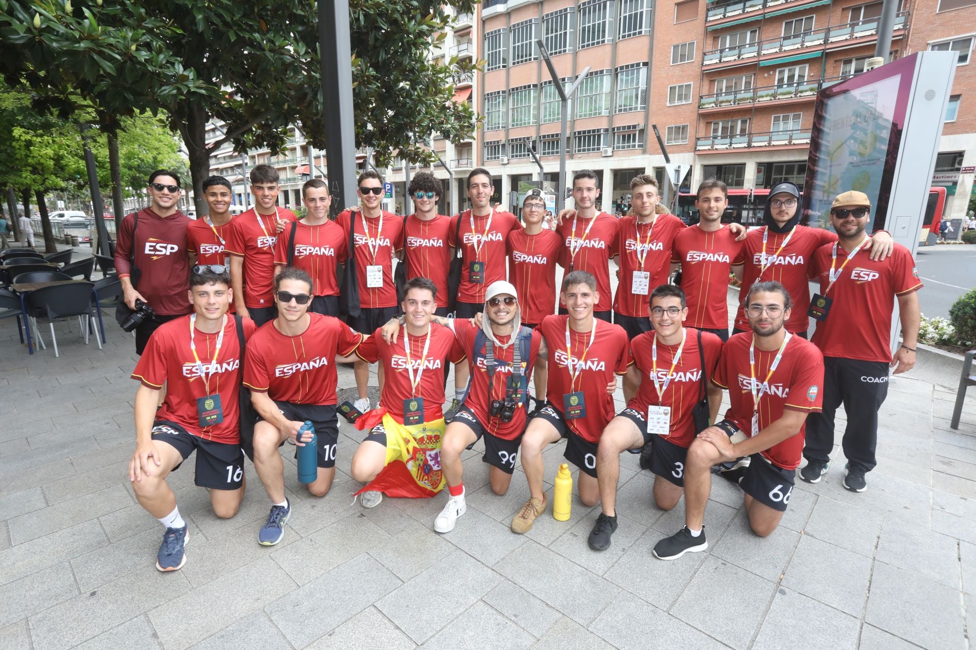 El desfile de las selecciones abre el Mundial de Frisbee