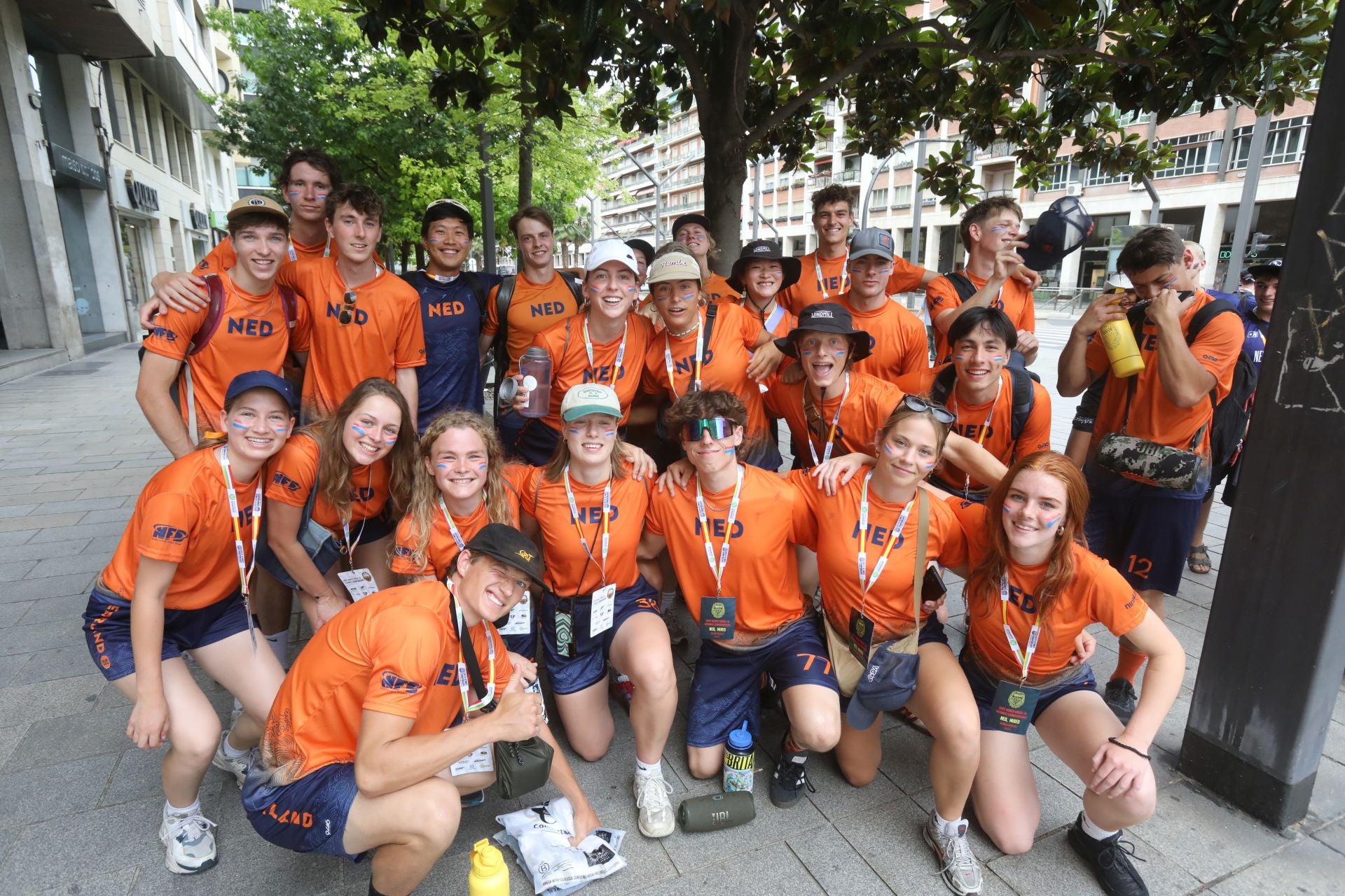 El desfile de las selecciones abre el Mundial de Frisbee