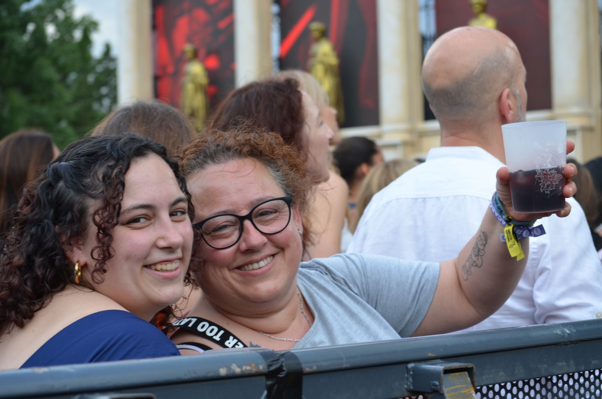 El público disfruta de los conciertos del sábado del Festival Gran Reserva