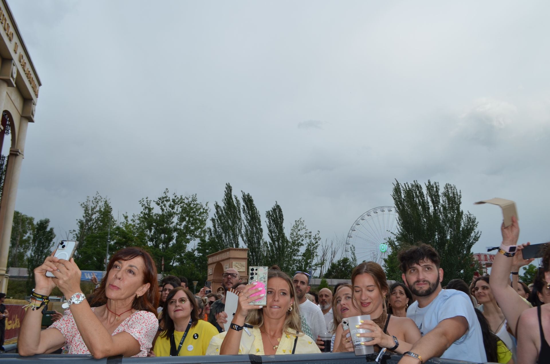 El público disfruta de los conciertos del sábado del Festival Gran Reserva