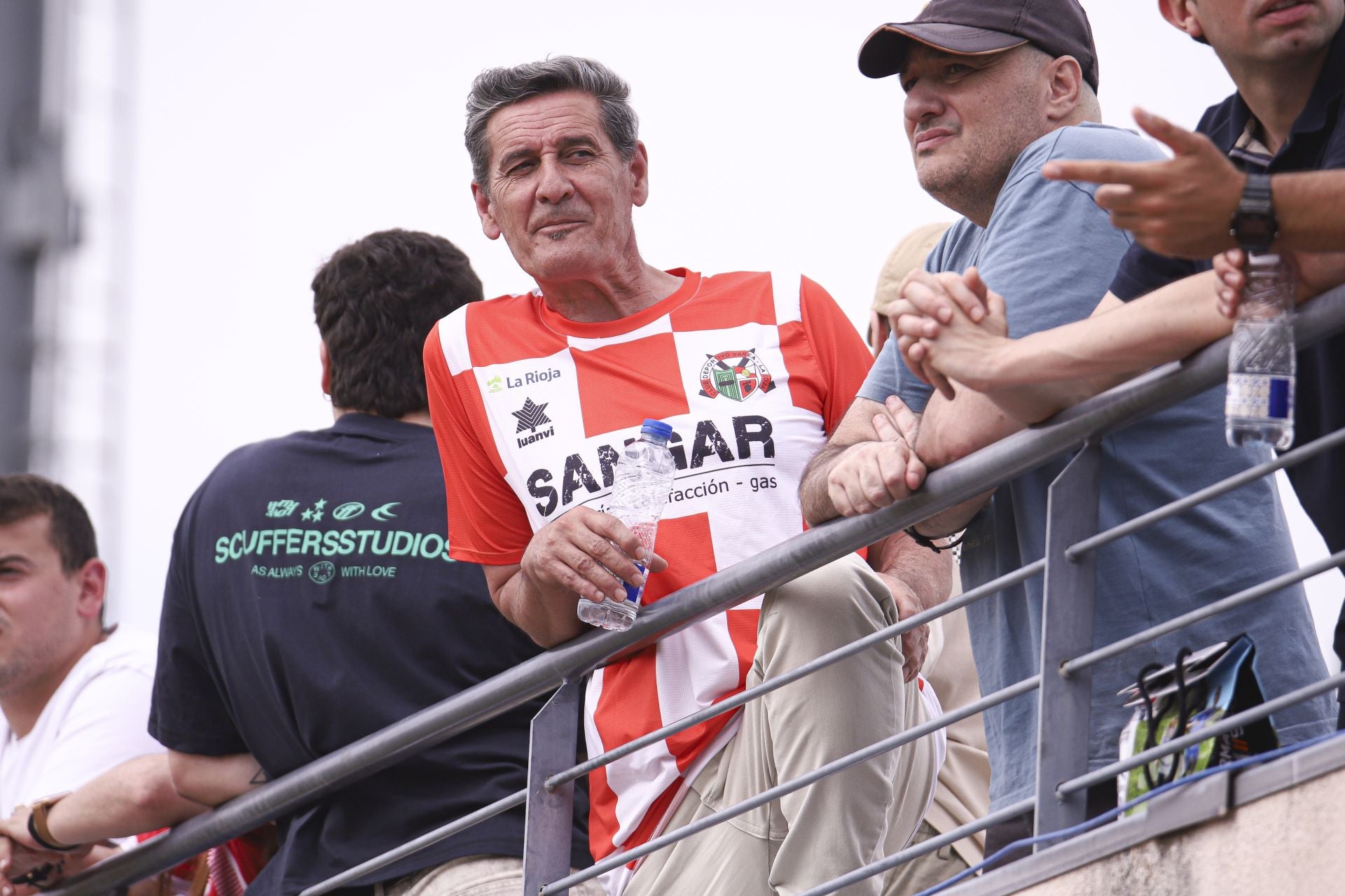 El Varea pierde ante el Rayo y se despide del ascenso