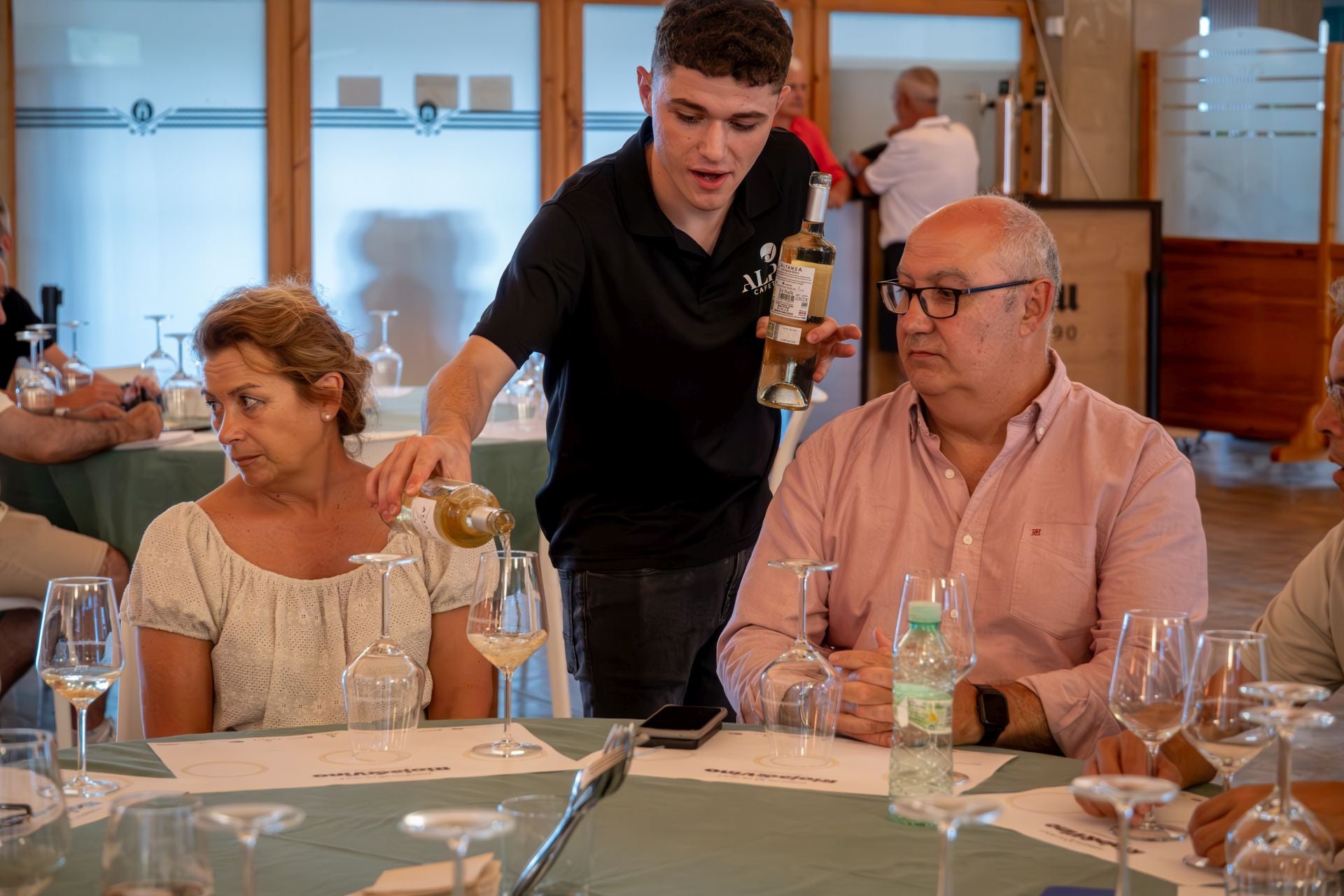 Torneos de golf Rioja&amp;Vino con Bodegas Altanza: entrega de premios y cata