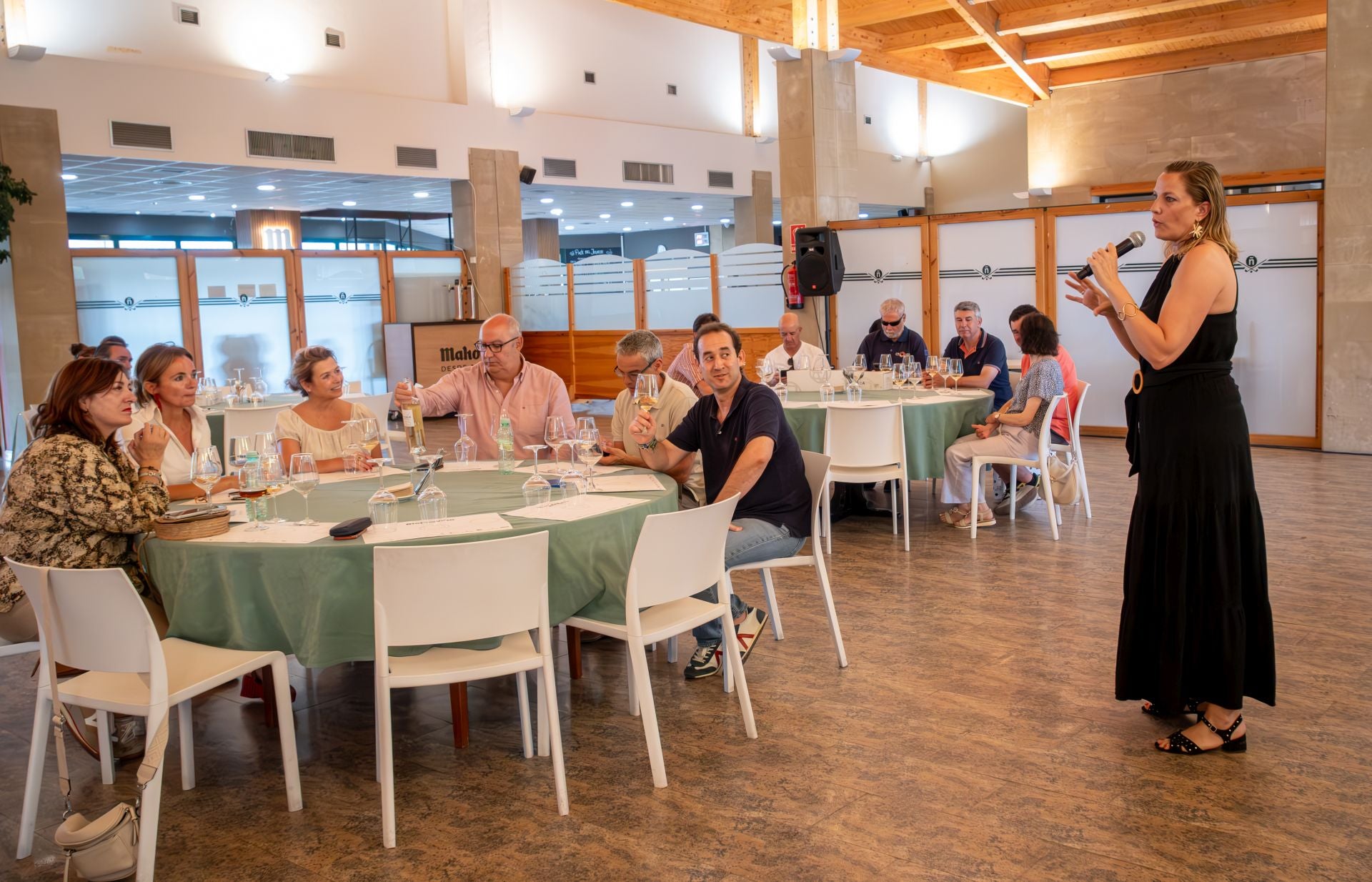 Torneos de golf Rioja&amp;Vino con Bodegas Altanza: entrega de premios y cata