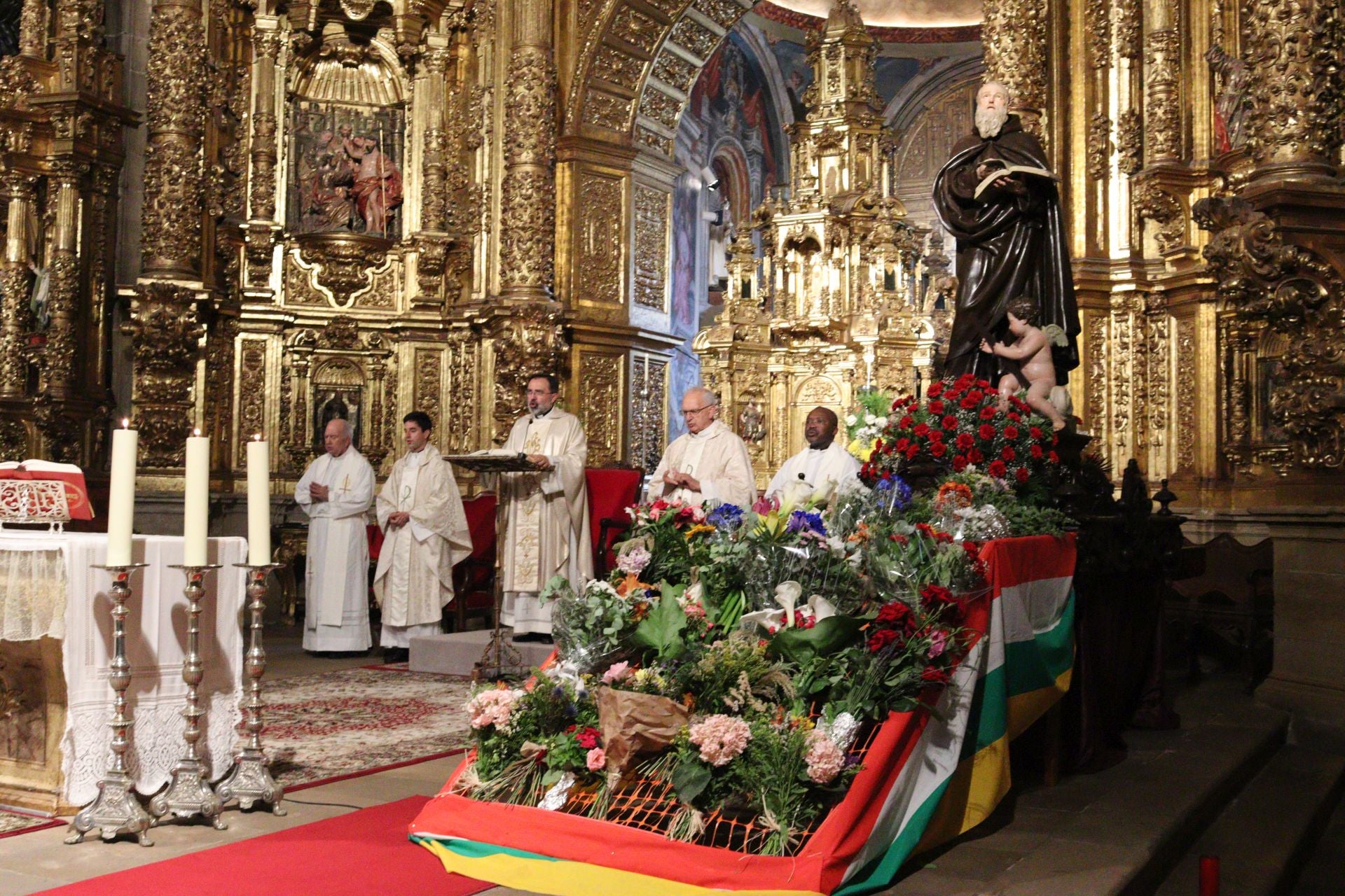 San Felices recorre las calles de Haro