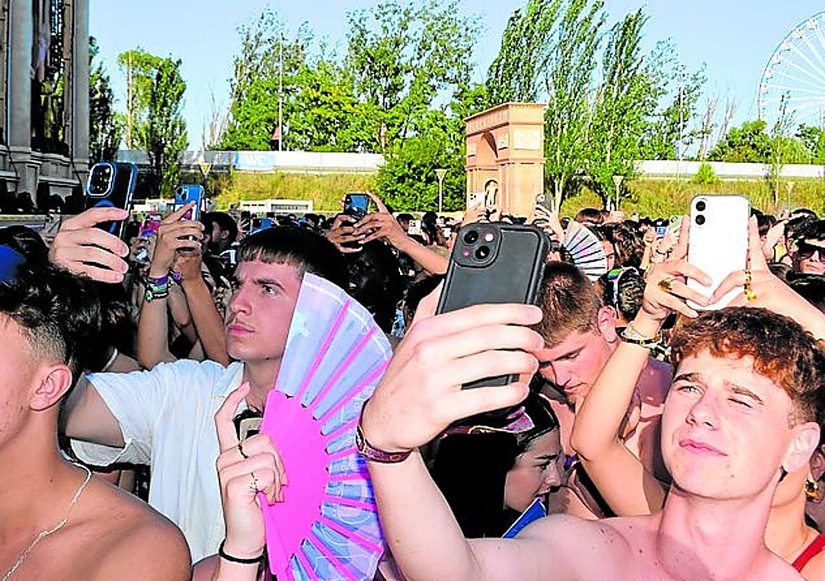 Imagen secundaria 1 - Lucho RK, el secreto mejor guardado de Holika