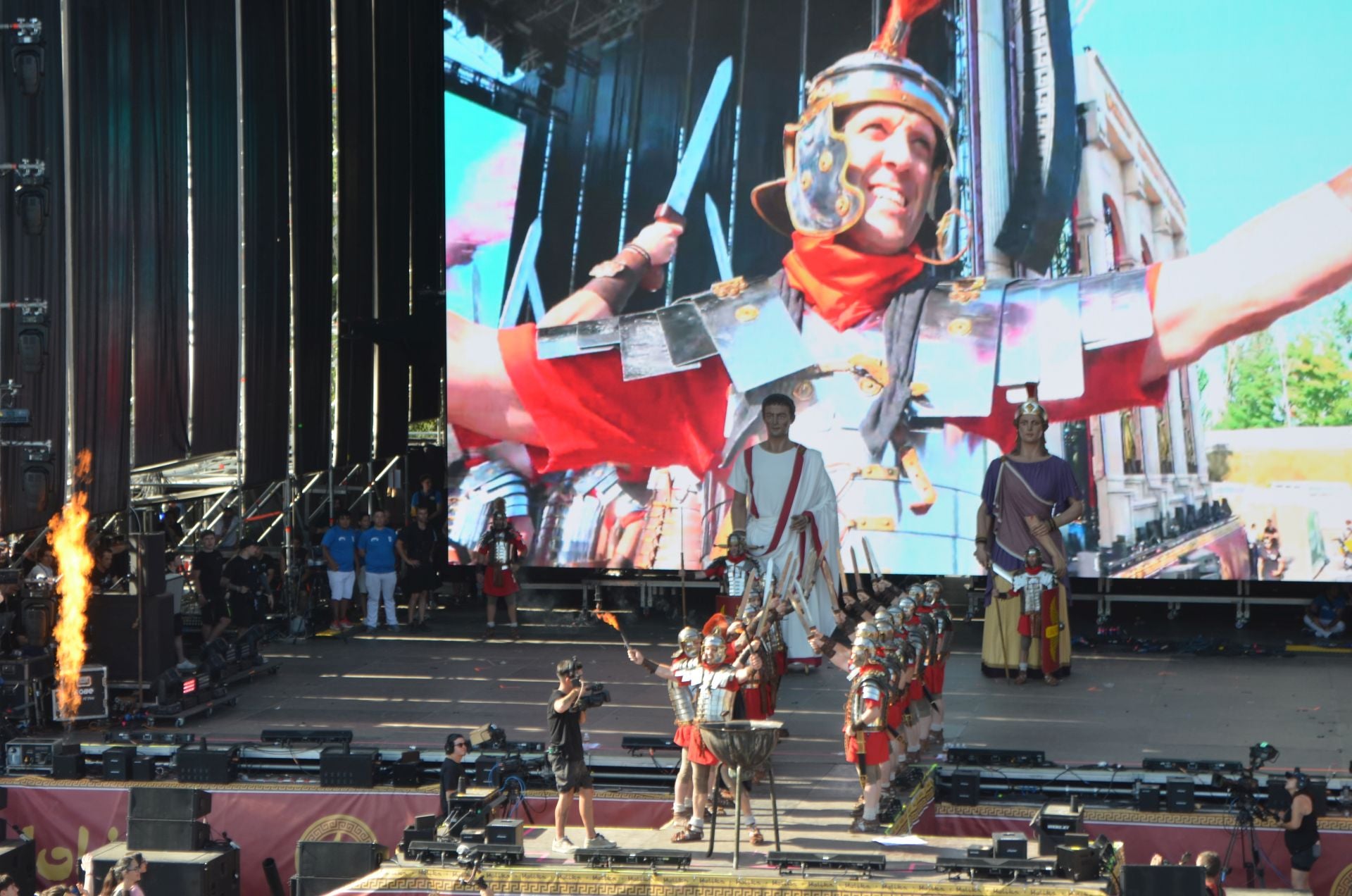 Las mejores imágenes de la noche inaugural del Holika