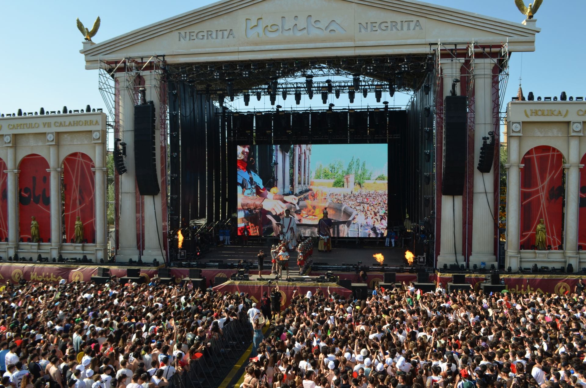 Las mejores imágenes de la noche inaugural del Holika