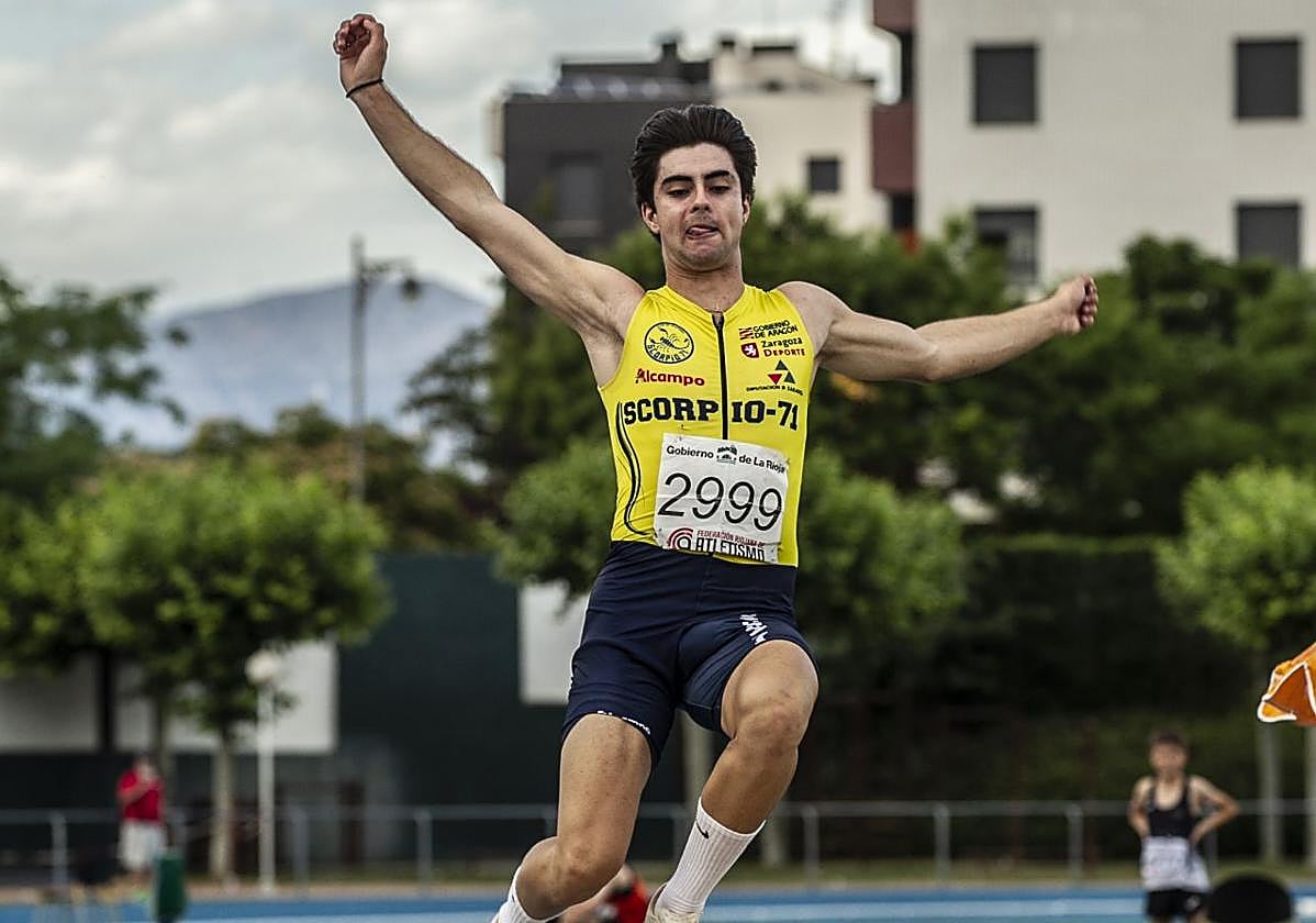 Carlos Beltrán vuelve a saltar en el Adarraga.