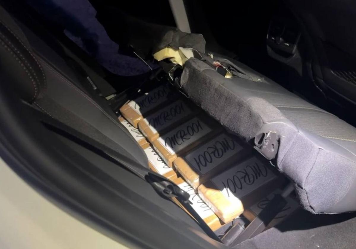 Desarticuladas dos bandas que distribuían 100 kilos de cocaína al mes e introducían móviles y drogas en la cárcel