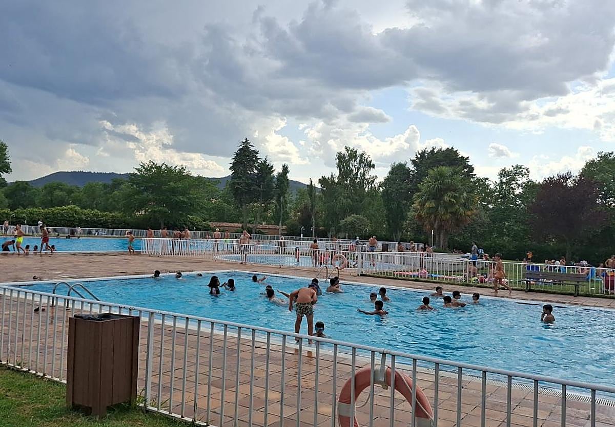 Santo Domingo abre las piscinas municipales