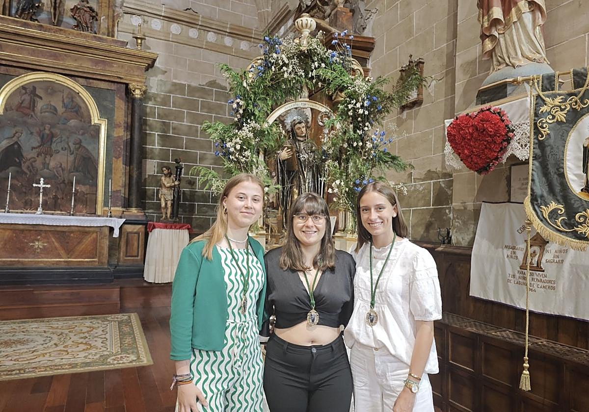 Tres nuevas cofrades de Santo Domingo de Silos
