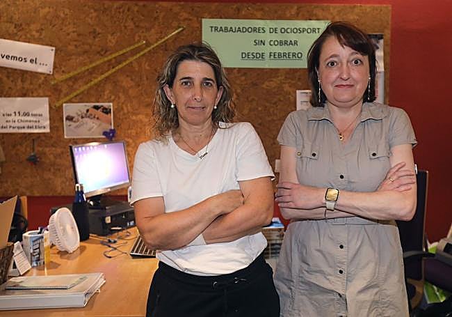 Isabel Herrainz y Sandra Rivas posan en la UPL.