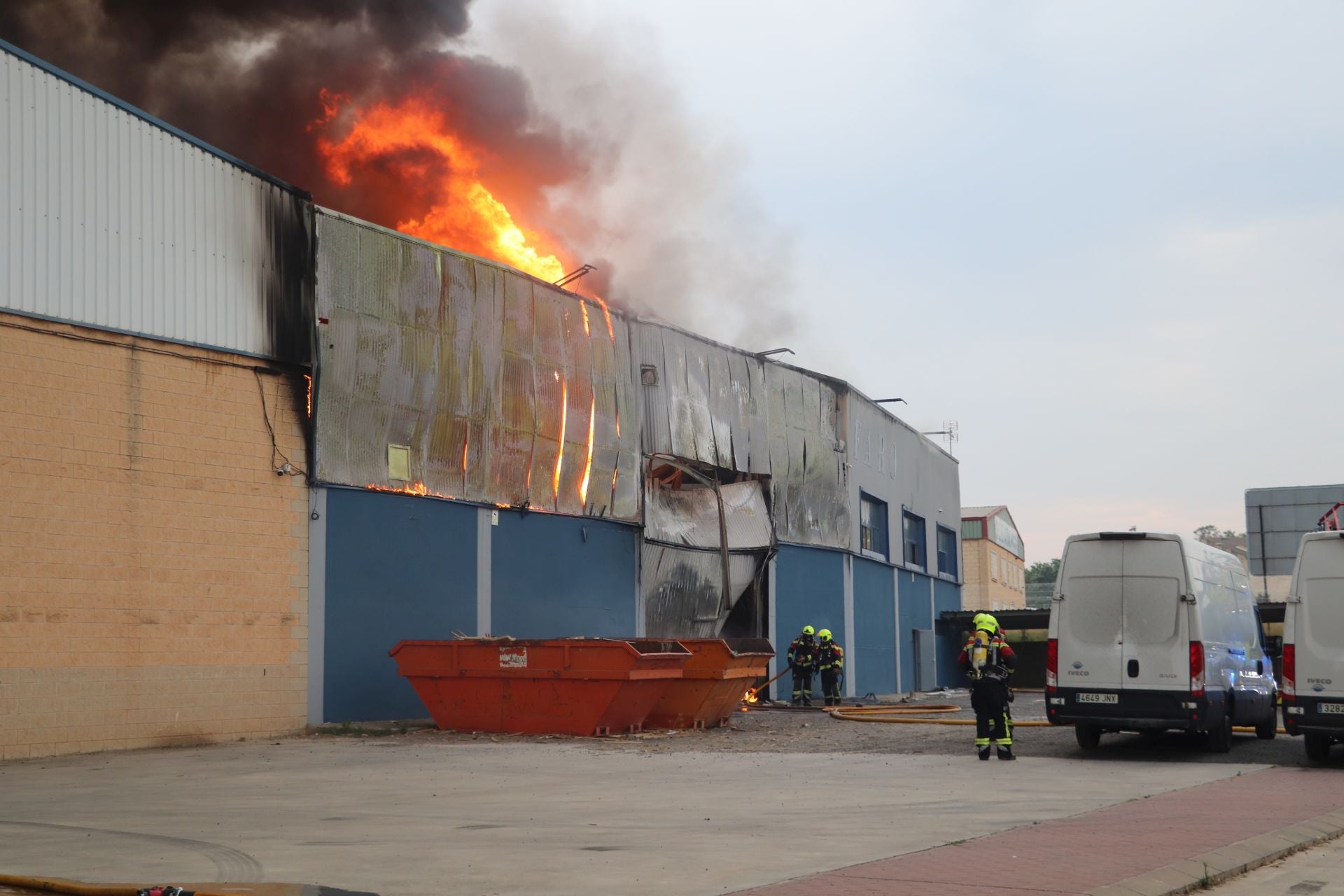Las imágenes del incendio en Sillalfaro
