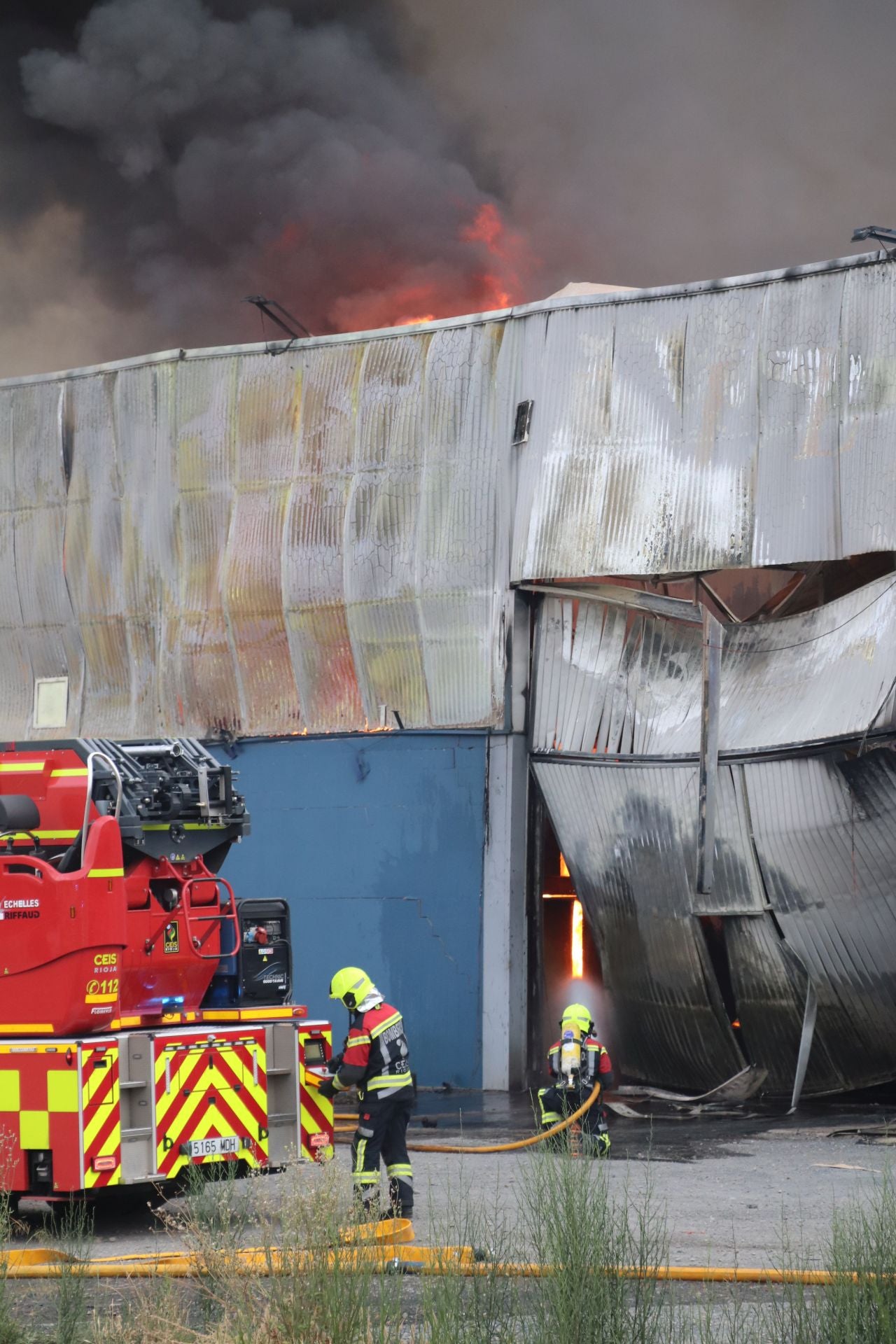 Las imágenes del incendio en Sillalfaro