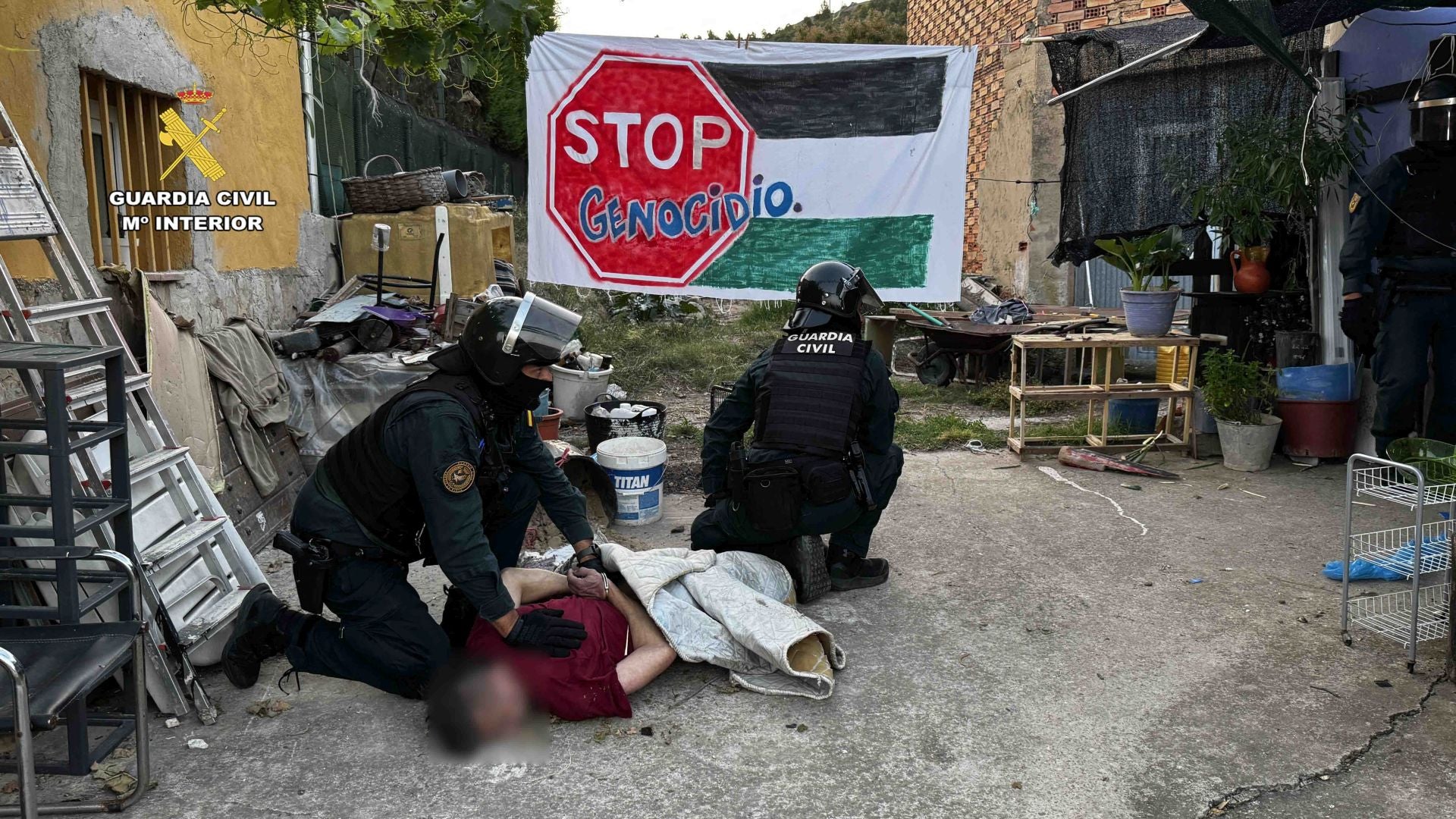 Las imágenes de la operación antidroga en Alcanadre