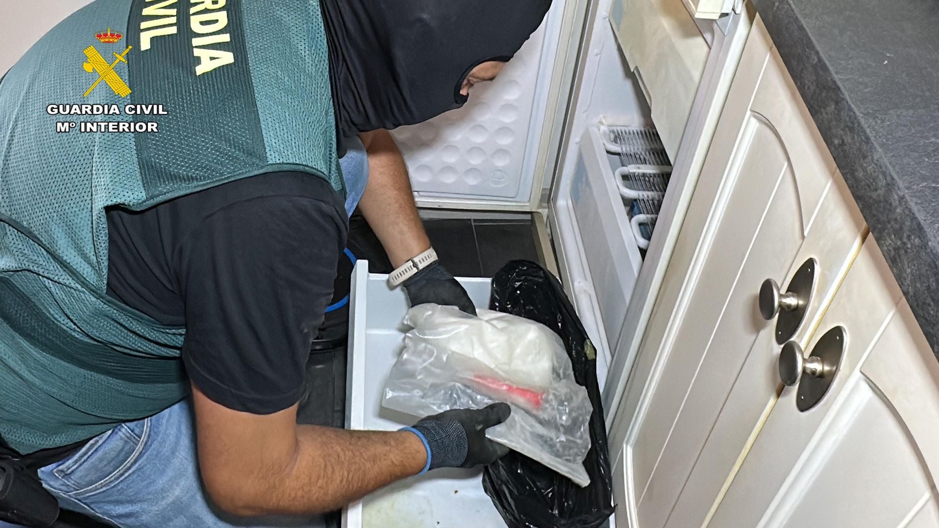 Las imágenes de la operación antidroga en Alcanadre