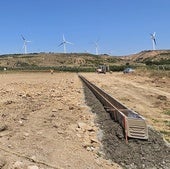 Primeras obras para la construcción del nuevo campo de fútbol en las pistas de atletismo de Calahorra.