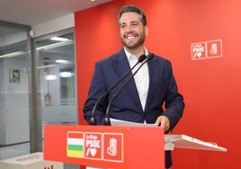 Javier García, durante la rueda de prensa de este viernes.