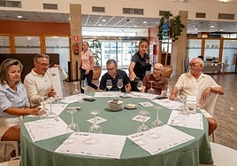 Participantes en el torneo que luego asistieron a la cata.