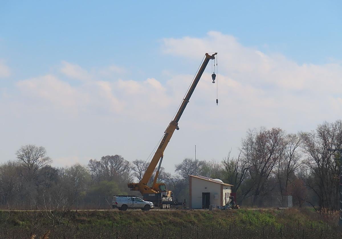 Colocación de la nueva bomba de agua.