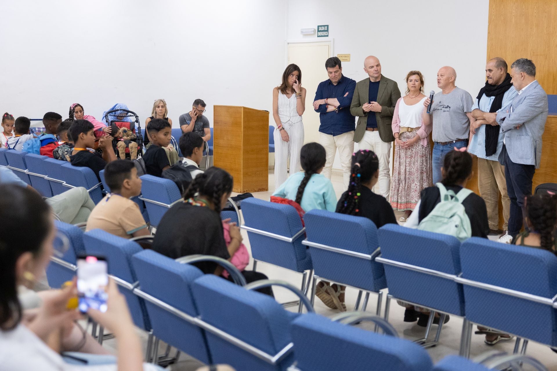 Logroño recibe a los niños saharauis que vivirán con familias de acogida