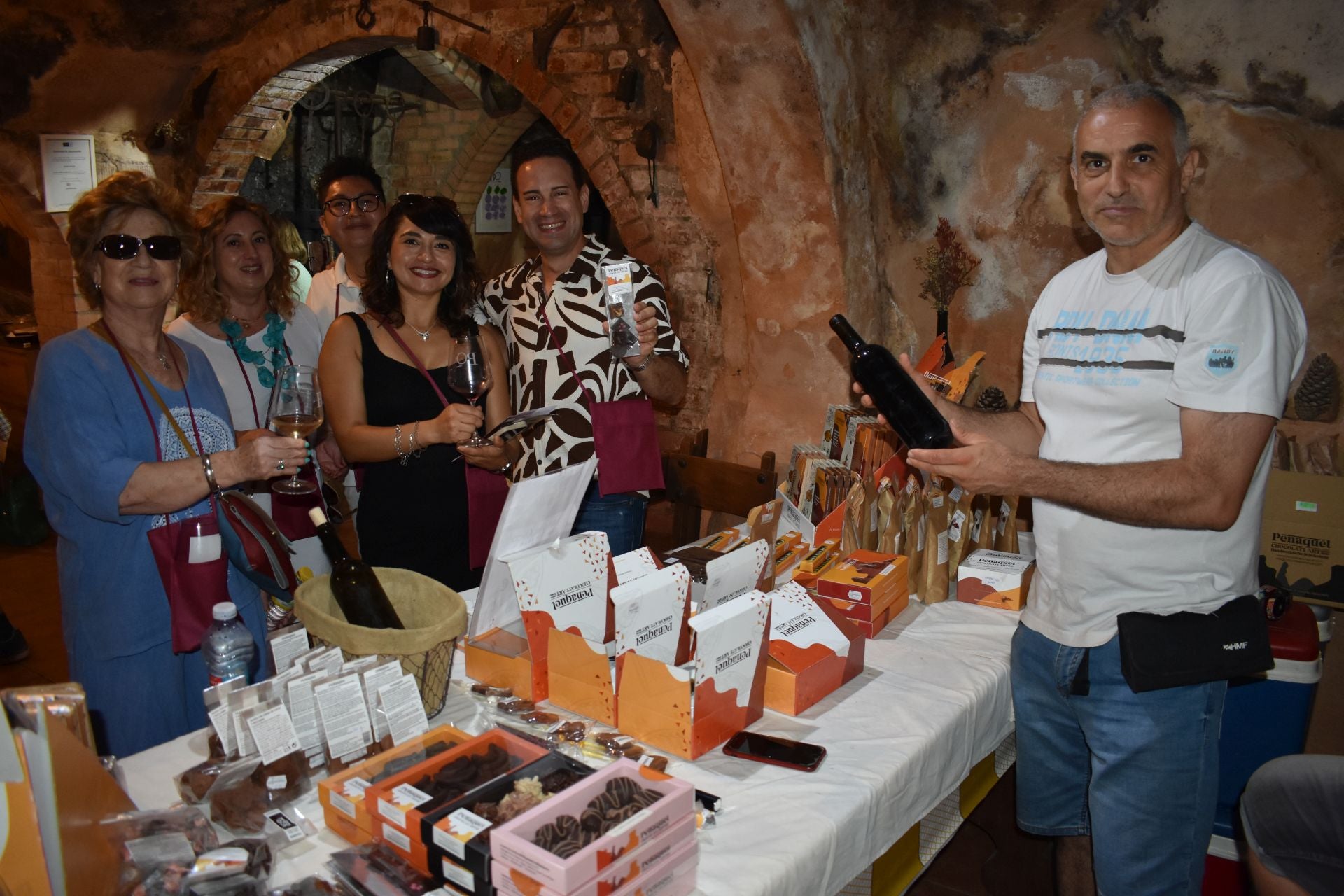 La VI Enoexperiencia BQ repartió 1.100 copas en Quel