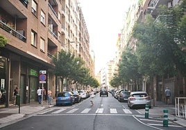 La calle Lardero, este lunes.