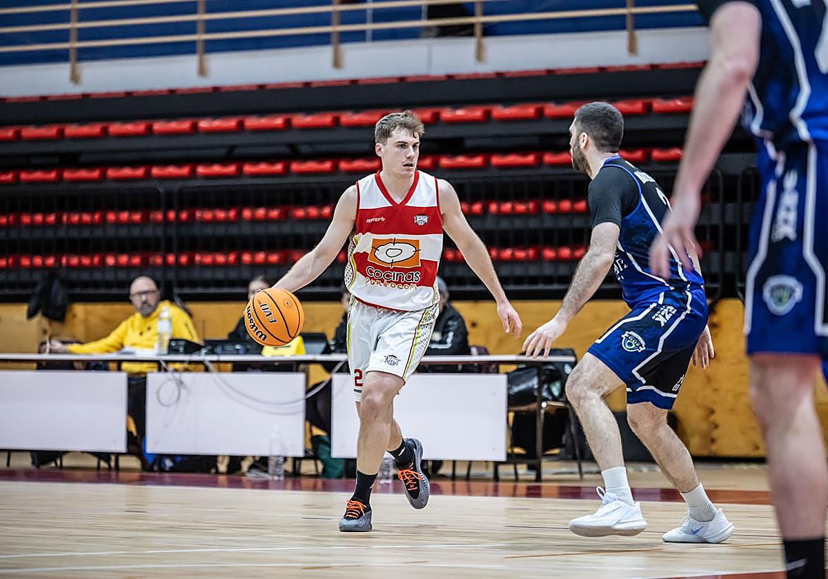 Álex Rodríguez cumplirá su tercera campaña en Logrobasket