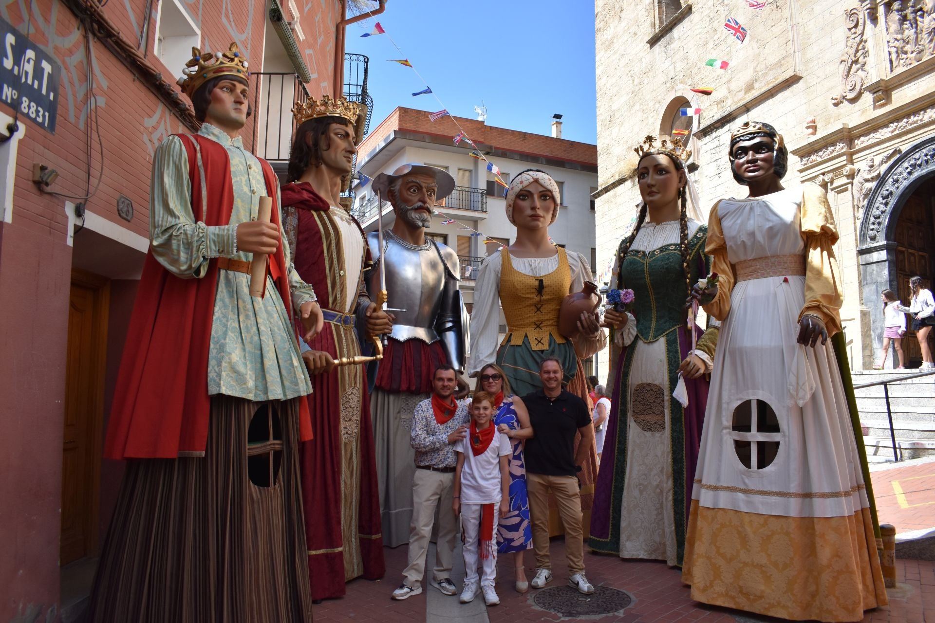 Procesión, misa, gigantes y bailes de la Gaita