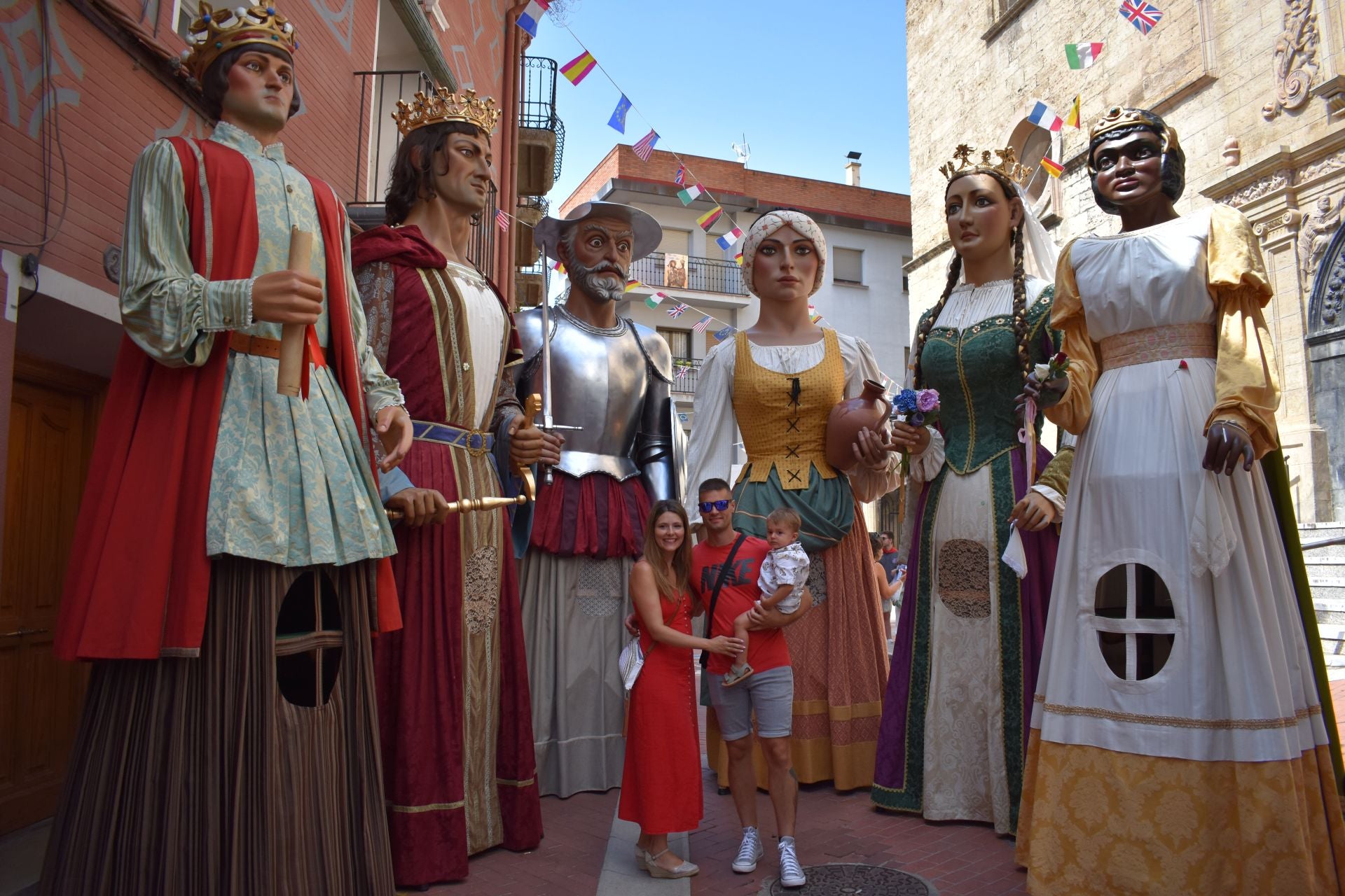Procesión, misa, gigantes y bailes de la Gaita